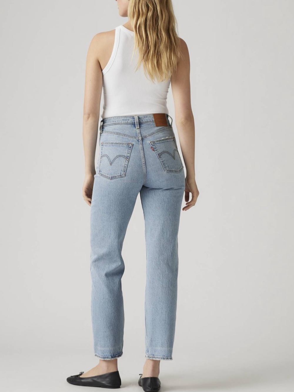 Levi’s Ribcage straight ankle jeans. 28 x 31. Light/medium wash. - Picture 12 of 12